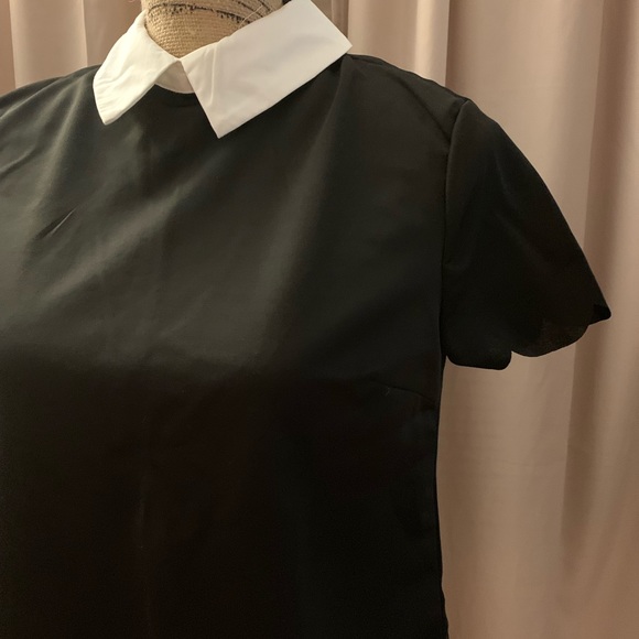 Black shirt with white ruffles in Size Small - Picture 4 of 4